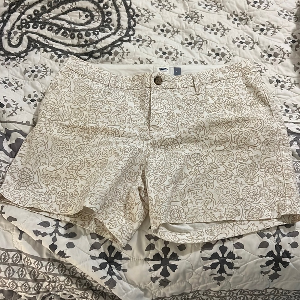 White old navy shorts with tan